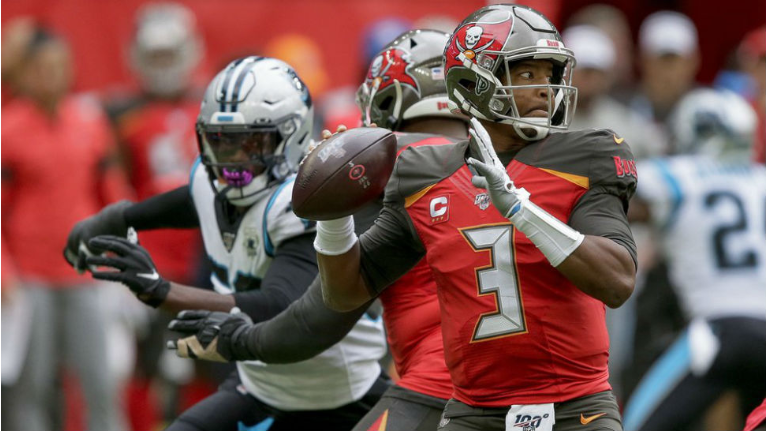 Jameis Winston throws 4 TDs as the Tampa Bay Buccaneers rally past